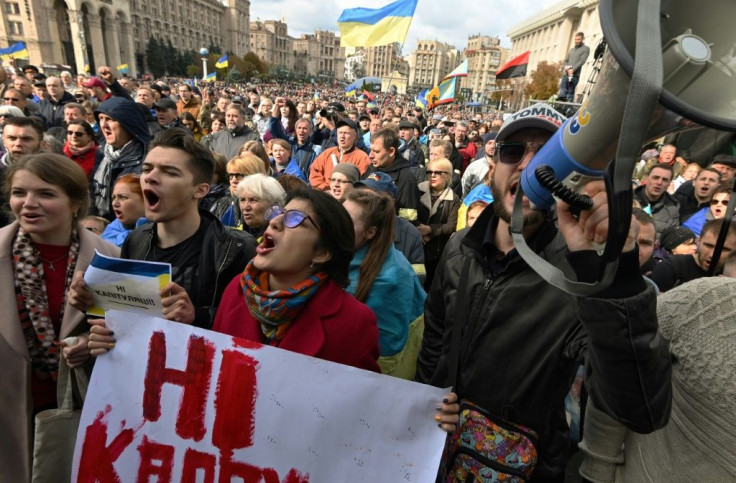 The protesters said that agreeing to give broader autonomy to the separatist territories would mean surrendering Ukraine's interests