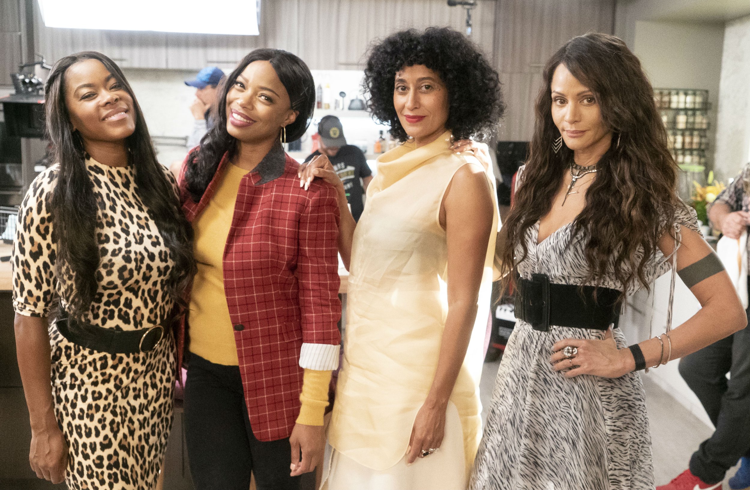 Girlfriends Reunion On Black ish Where To Watch 2000s Sitcom