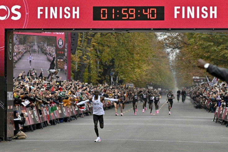 Kenya's Eliud Kipchoge making history in Vienna