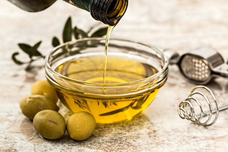 Olive oil is the best oil to bring down high blood pressure