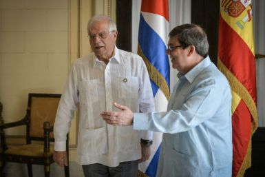 Spanish Foreign Minister Josep Borrell (left) and Cuban counterpart Bruno Rodriguez announced a visit by Spain's King Felipe VI to the island nation