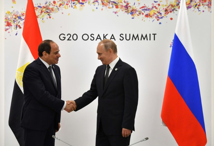 Russian President Vladimir Putin (R) has fostered Egyptian President Abdel Fattah al-Sisi (L) as an ally