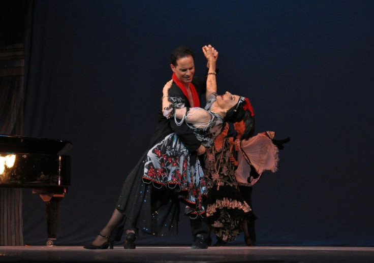 Aged 91, Alicia Alonso performs with Jorge Vega at the Havana festival of ballet in 2012