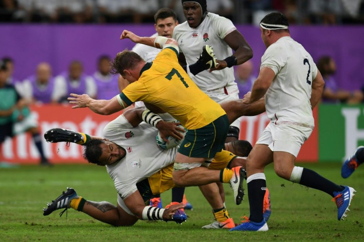 Eddie Jones' England outscored Australia four tries to one, with the Wallabies running themselves into trouble as they constantly tried to exit their territory with ball in hand