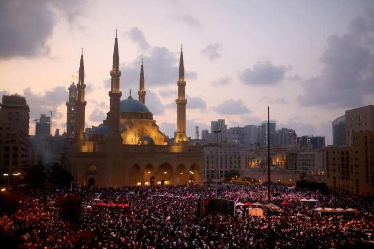 Protests demanding an overhaul of the political system in Lebanon have grown steadily since Thursday evening in response to a proposed tax on calls via Whatsapp and other messaging services