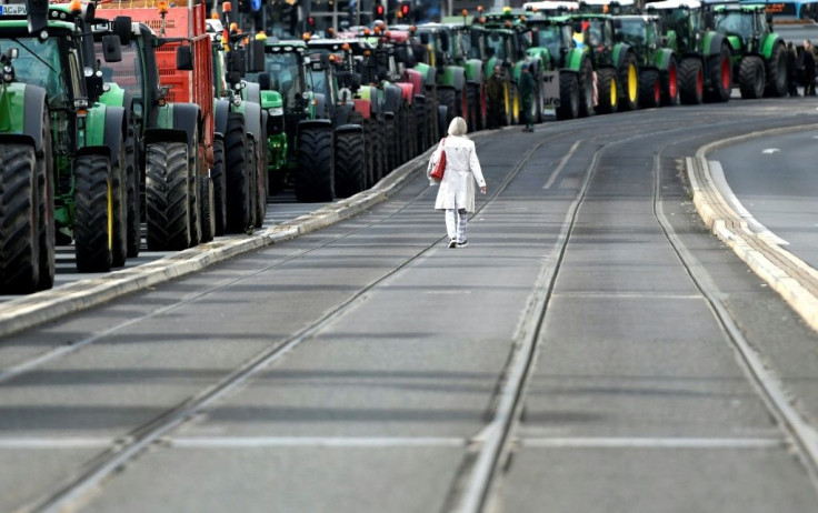 The protesters are furious at new regulations introduced by the German government, which include plans to ban the controversial weedkiller glyphosate by 2023 and limits the use of fertiliser