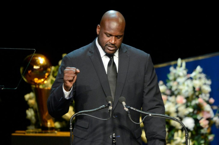 Former Los Angeles Lakers star Shaquille O'Neal has backed a Houston Rockets official who triggered a row with China
