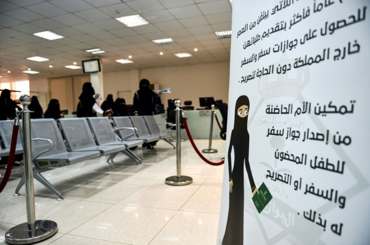 Saudi women line up to apply for passports in Riyadh City