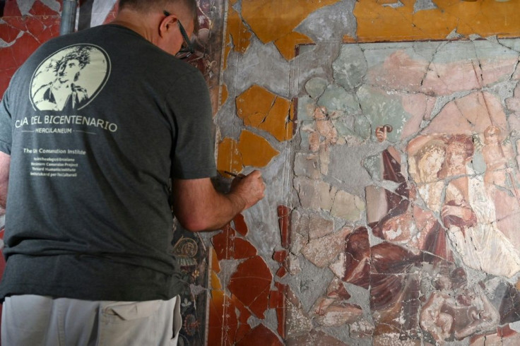 Conservationists have found a new method to remove the wax layer while still preserving the paint
