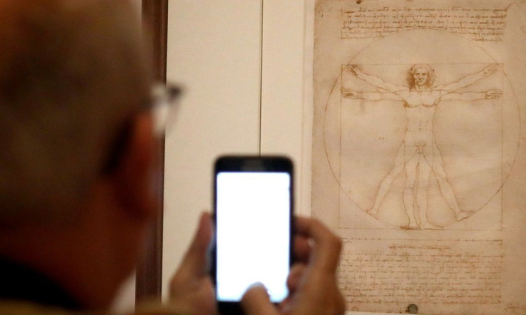 The Vitruvian Man -- reportedly insured for at least one billion euros -- joined the Louvre show with just days to spare