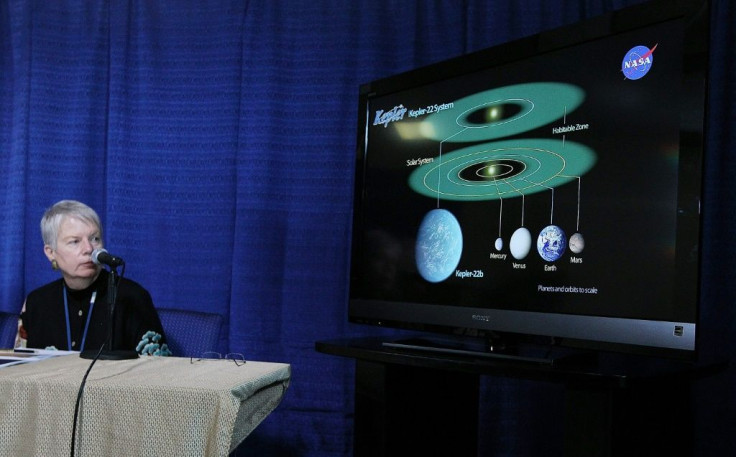 Jill Tarter delivers a presentation on the discovery of the planet Kepler-22b, at NASA's Ames Research Center in 2011
