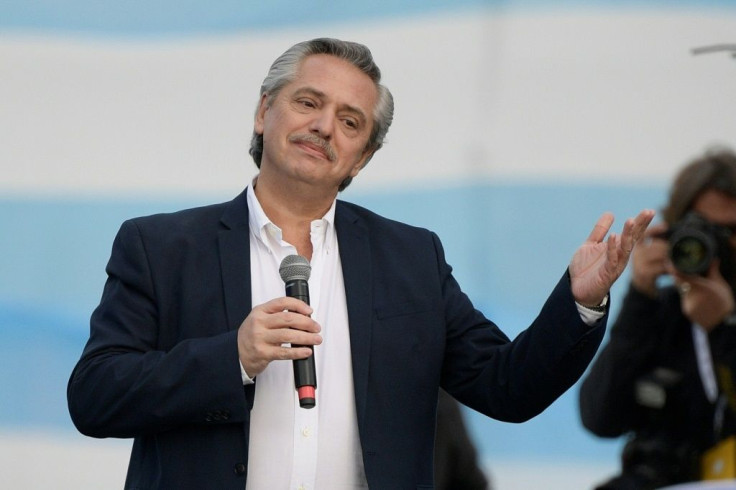 Argentine presidential candidate Alberto Fernandez delivers a speech during the closing rally of his campaign in Mar del Plata on October 24