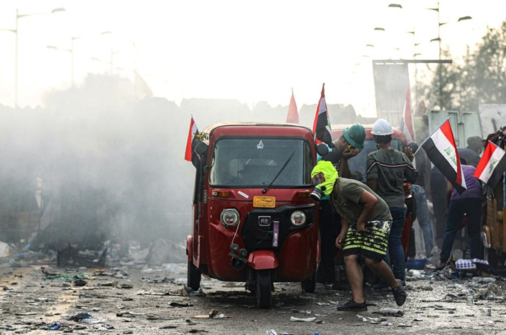 Tuk-tuk drivers have become the unofficial heroes of Iraq's demonstrations