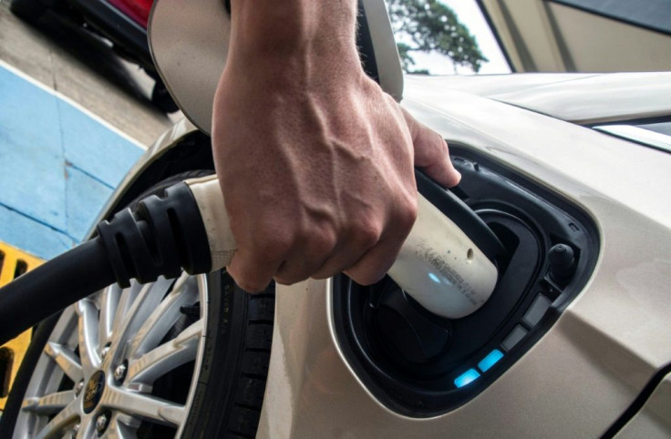 Writing in the journal Joule on Wednesday, researchers at The Pennsylvania State University said that such a speedy charge rate required a battery to rapidly take in 400 kilowatts of energy