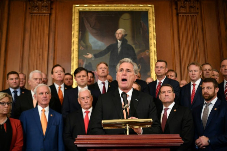 US Republican lawmkers, including House Minority Leader Kevin McCarthy (C), are bitterly opposed to the impeachment investigation against President Donald Trump
