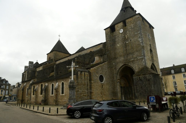 The Romanesque-Gothic edifice is a historical monument and was registered as a UNESCO World Heritage site in 1998 as part of the Camino de Santiago pilgrimage route