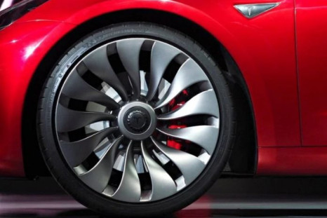 Eye-catching Tesla turbine wheel on a Model 3