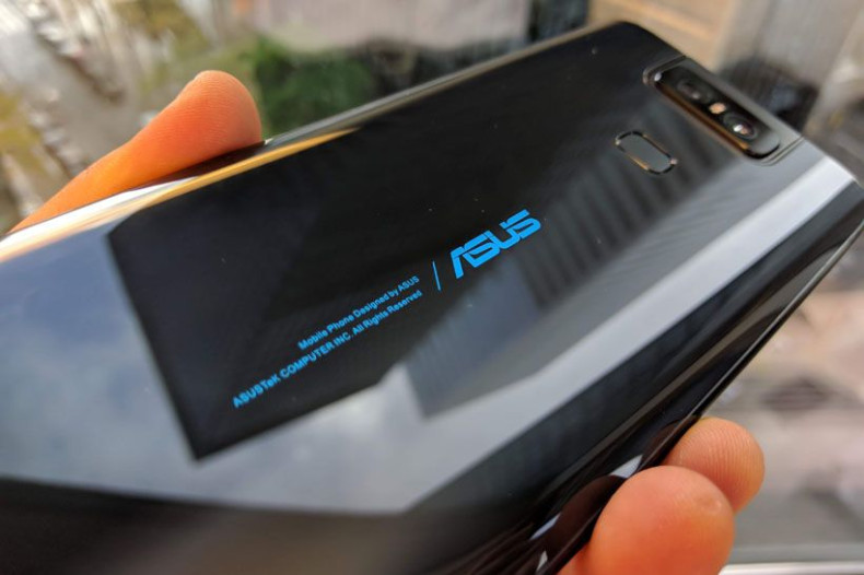 Back of the ZenFone 6