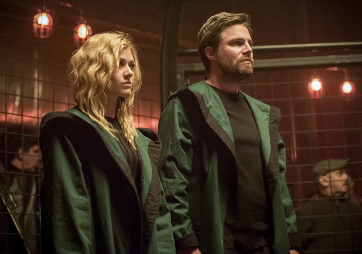 Everything We Know About Green Arrow And The Canaries Series Ibtimes 9075