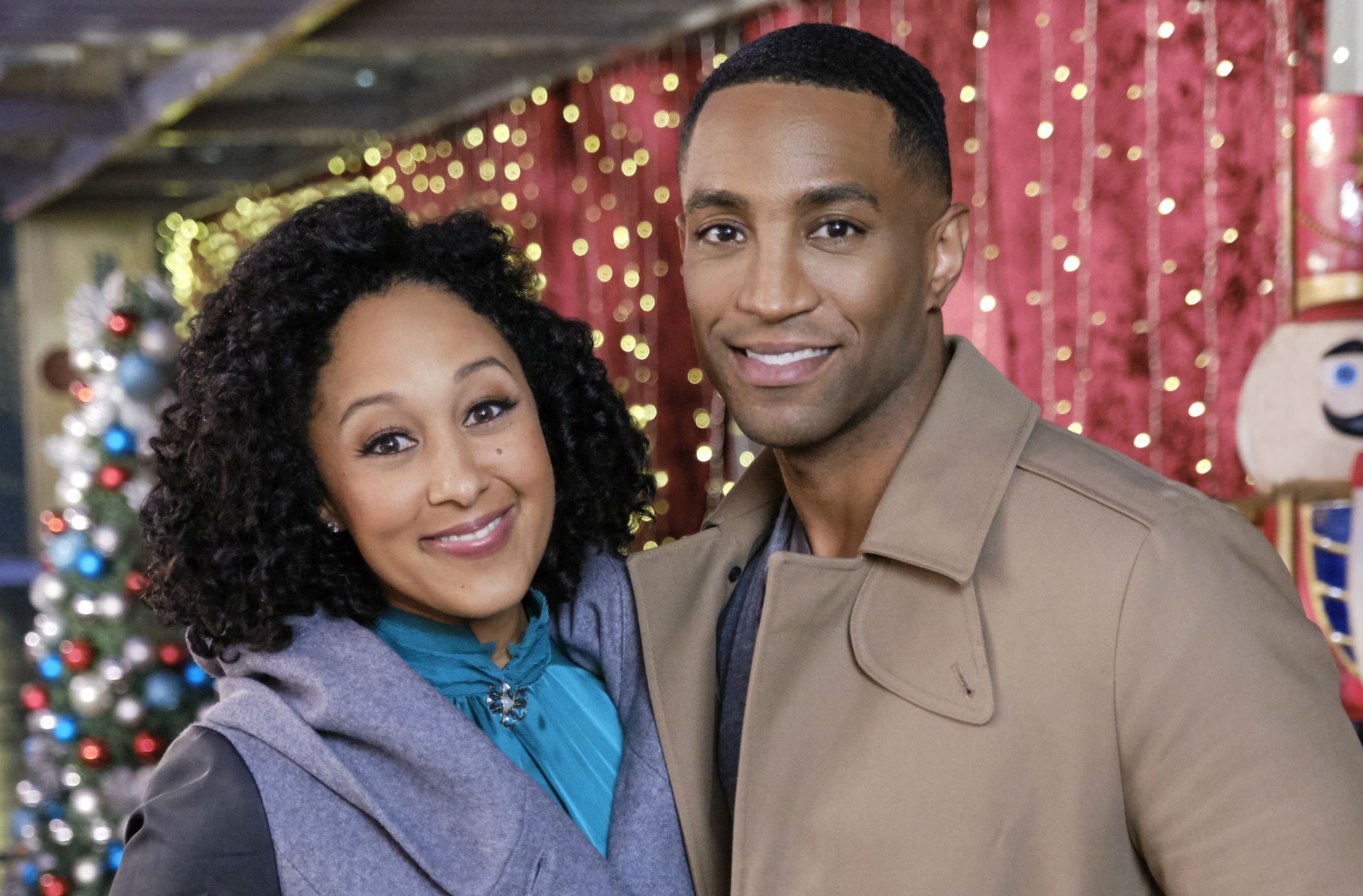 ‘A Christmas Miracle’ Hallmark Movie Premiere: Cast, Trailer, Air Date  IBTimes