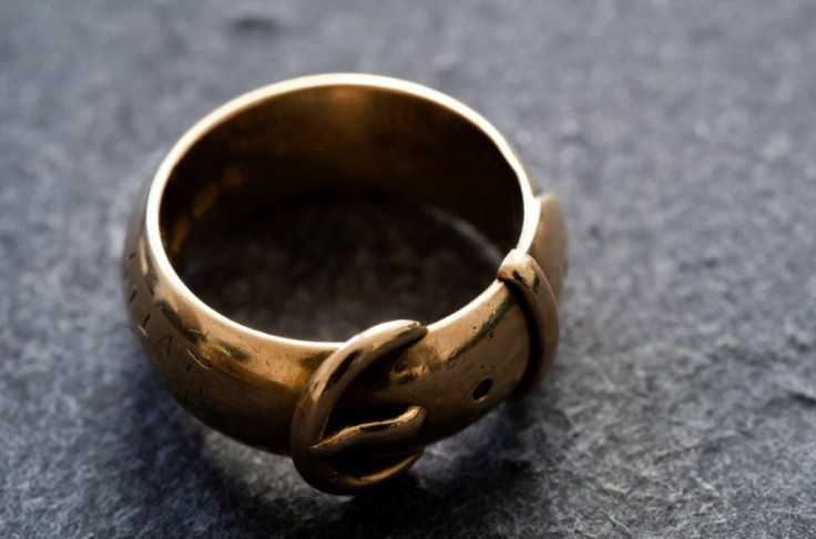 The fate of the friendship ring given to Oscar Wilde remained a mystery for years -- some feared it had been melted down