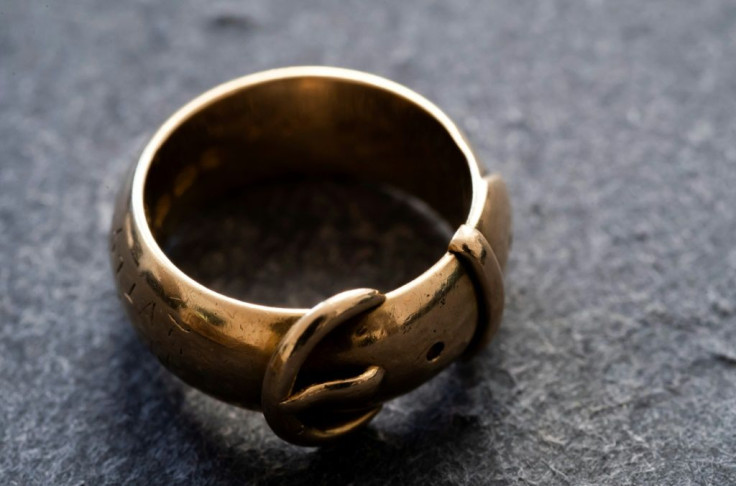 The fate of the friendship ring given to Oscar Wilde remained a mystery for years -- some feared it had been melted down