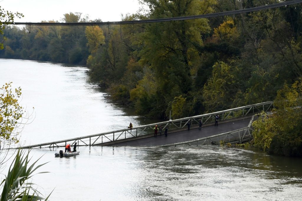 Two People Killed In French Bridge Collapse Ibtimes