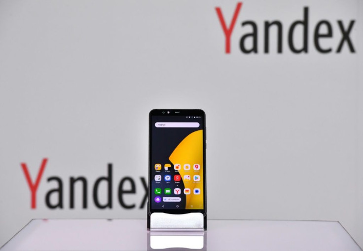 Russian internet search engine and news aggregator Yandex is to run under a body that could block investors from putting together a holding of 10 percent or more