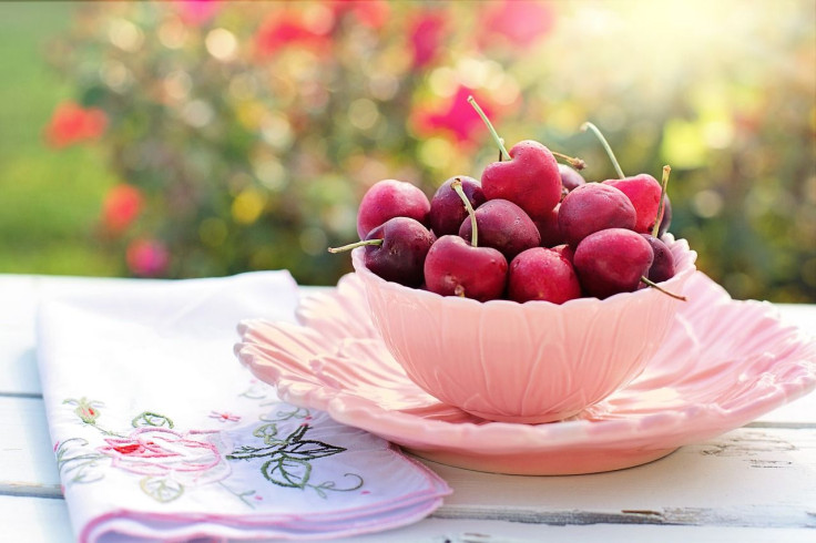 cherries-best-drink to get good night's sleep