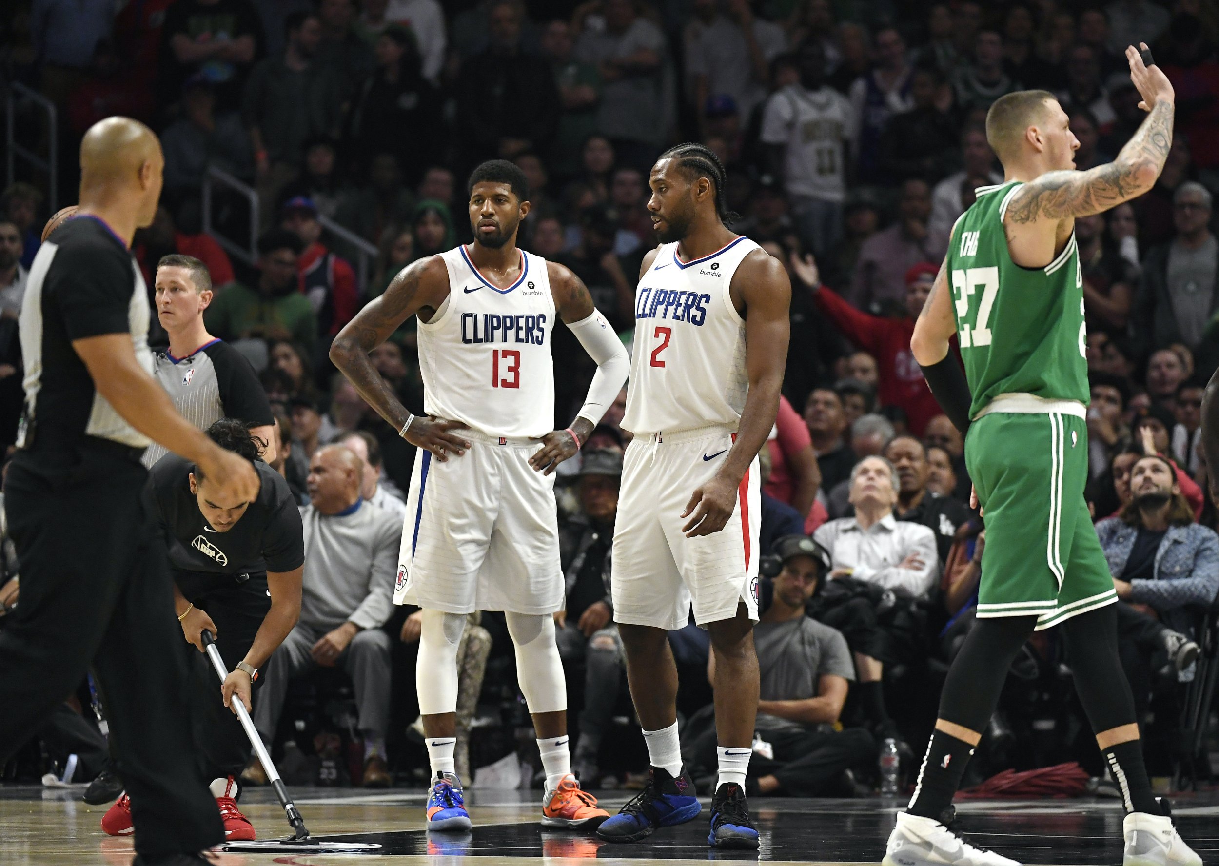 Clippers Rumors: Players Unhappy With Star Treatment Of Kawhi Leonard ...