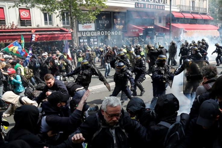 Violence flared during the May 1 yellow vest demonstrations