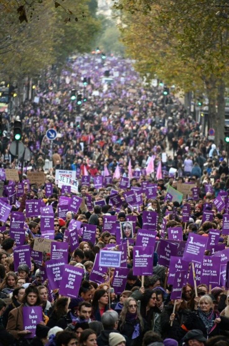 A count by the consultancy Occurrence put the turnout in Paris at 49,000