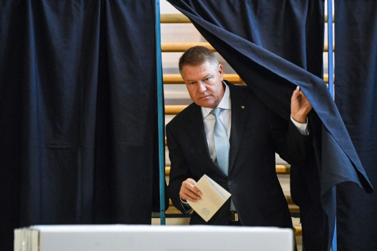 In the first round of voting on November 10, Klaus Iohannis gained 38 percent of the vote