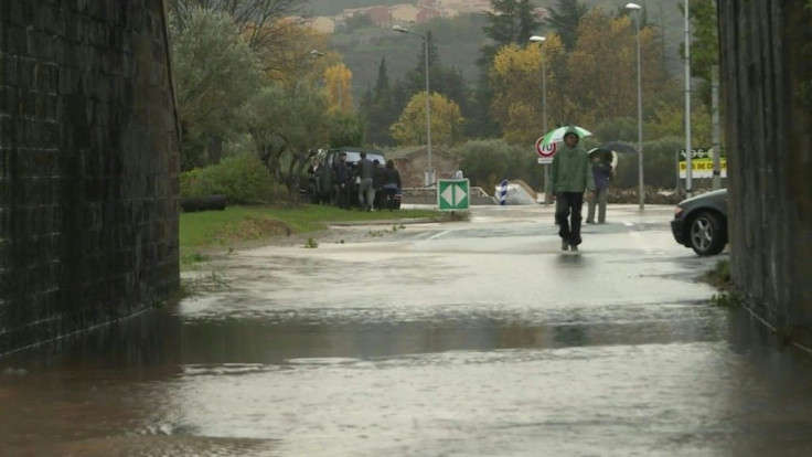 IMAGESThe water level is receding in most of the areas affected by the floods on the Côte d'Azur, where Météo-France has lifted its red alert. In Roquebrune-sur-Argens, in the Var, the Argens River has risen to more than seven metres, beating previous