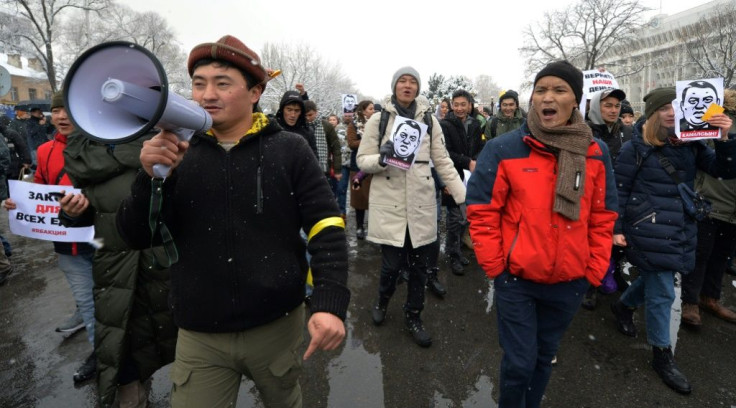 Local media suggested up to a thousand people turned out for what appeared to be a grass-roots protest that had not been called by an prominent politician