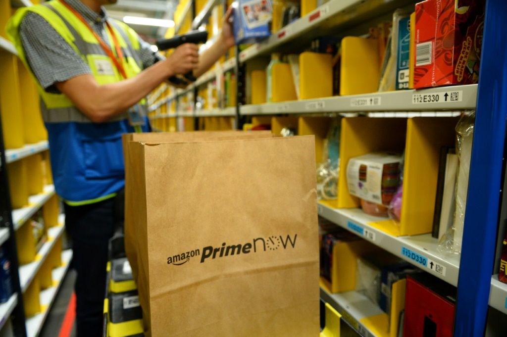 Report Shows High Injury Rate At Amazon Warehouses | IBTimes