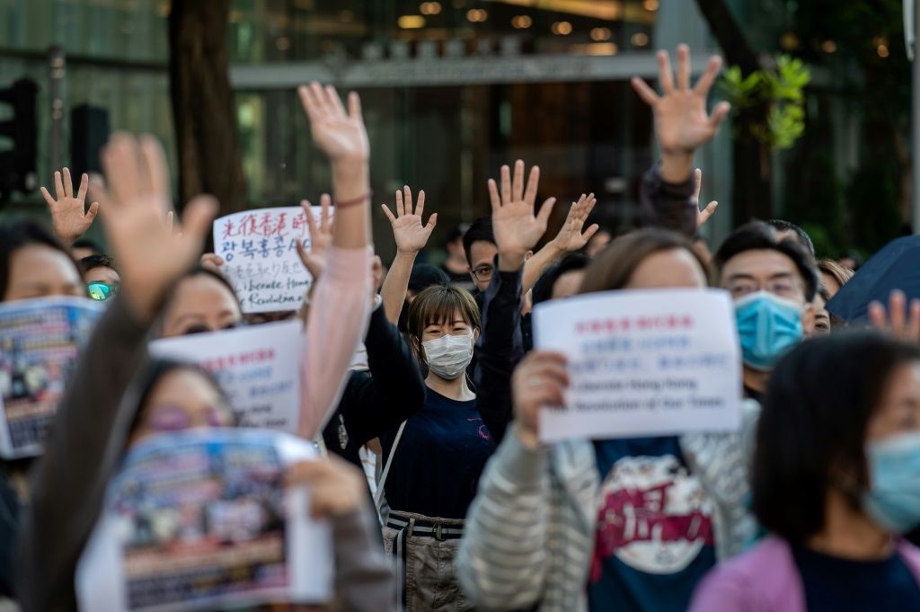 Furious China Threatens Retaliation Over Us Law On Hong Kong Ibtimes 