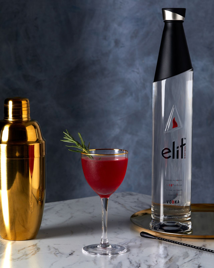 Elit Mistletoe Martini