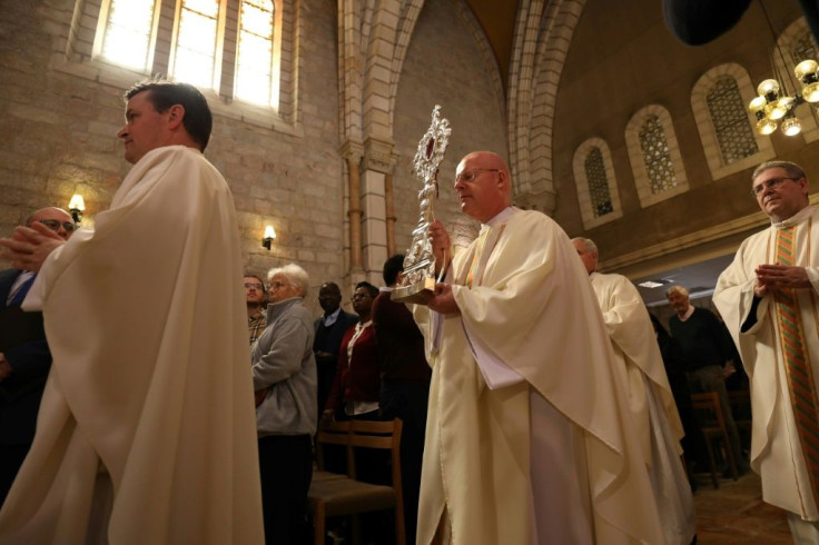 The wooden fragment said to be from the crib of the Infant Jesus is returning to Bethlehem more than a thousand years after it was sent to Rome