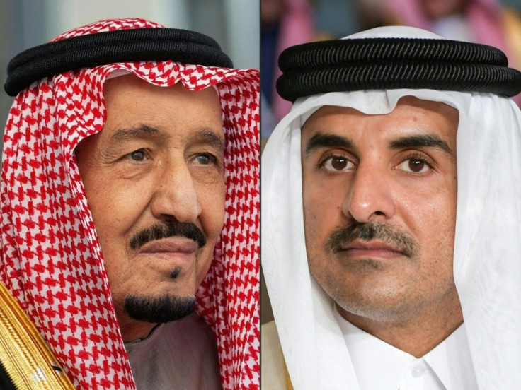 Saudi Arabia's King Salman bin Abdulaziz on the left and Qatar's Emir Sheikh Tamim bin Hamad Al-Thani