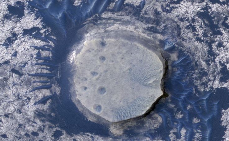 Arabia Terra Crater