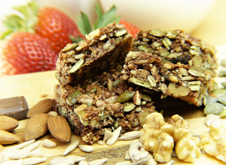 lower blood sugar levels avoid cereal bar for breakfast