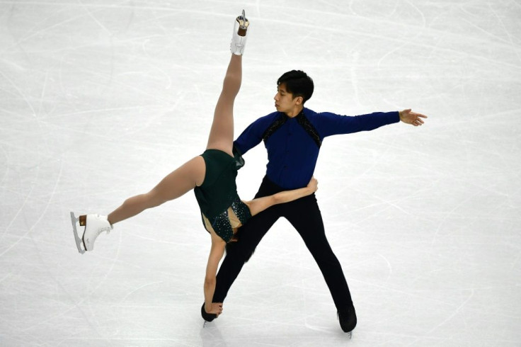 China's Sui Wenjing Sui (L) and Han Cong are two-time world champions.