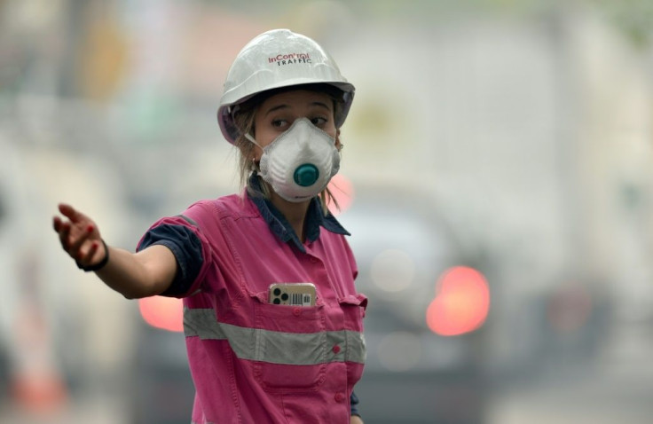 Hospitals in Sydney have recorded a 25 percent increase in the number of people visiting emergency departments, as the city suffers under a haze of bushfire smog