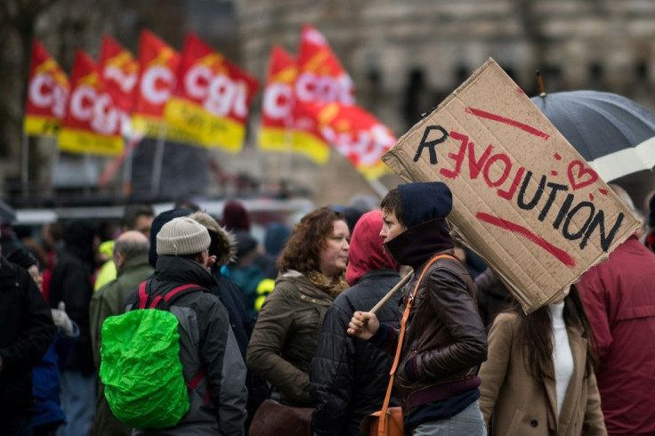 Unions have unanimously reected the government's plan for a single pension system