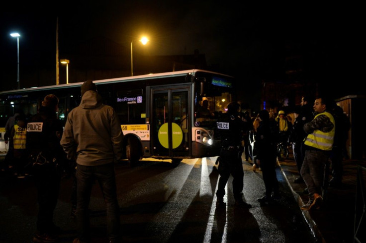Public transport remains at a near standstill in Paris