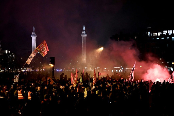 Some 615,000 people took part in more than 100 rallies countrywide on Tuesday, according to the interior ministry