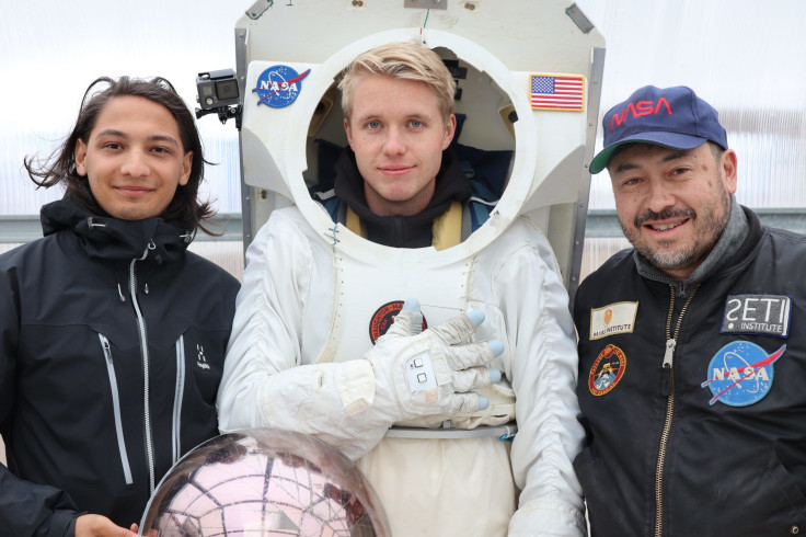 Astronaut Gloves