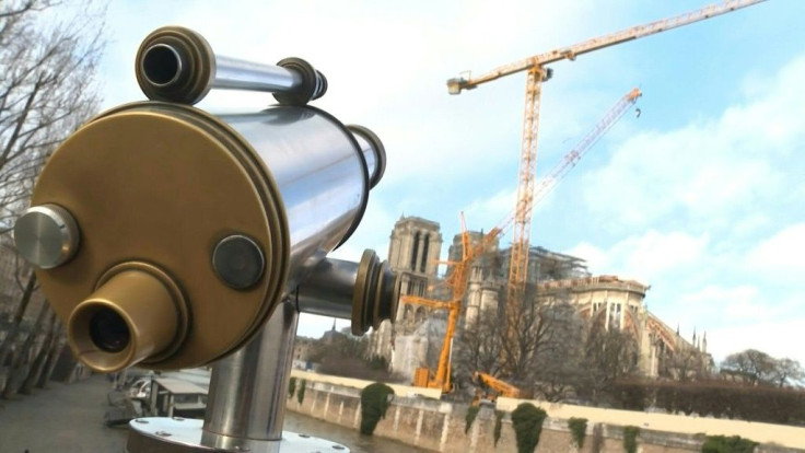 Eight months after the fire, a giant crane is watching over Notre-Dame waiting to dismantle the scaffolding that threatens it. The operation is set to start at the beginning of February.
