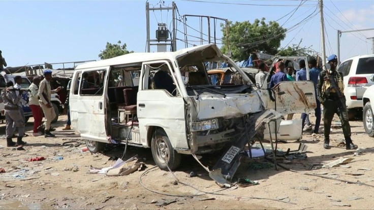 A car bomb has exploded in a busy area of the Somali capital Mogadishu